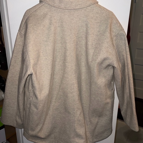 ASOS DESIGN Belted Shacket in cream - Picture 6 of 6